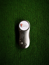 Load image into Gallery viewer, Glenbervie Crested Pitchmark Repairer
